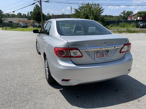 Silver 2012 Toyota Corolla LE
